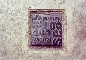 199707-08 gas-natural G-manhole-cover-gas-by-E-Girardet