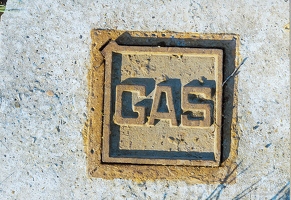 199710 gas TG-manhole-cover-gas-by-E-Girardet