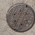 200803_17_DSC_4899-manhole-cover--by-E-Girardet.jpg