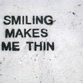 200902_09_IMG_3661-graffiti-smiling-makes-me-thin-by-E-Girardet.jpg