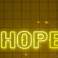 201106_19_IMG_0011-hope-in-yellow-neon-by-E-Girardet.jpg
