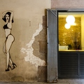 201110_07_DSC_6388-graffiti-woman-restaurant-evening-by-E-Girardet.jpg