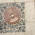 201204_29_DSC_9864-manhole-cover--by-E-Girardet.jpg