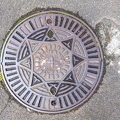201207_21_IMG_1799-manhole-cover--by-E-Girardet.jpg