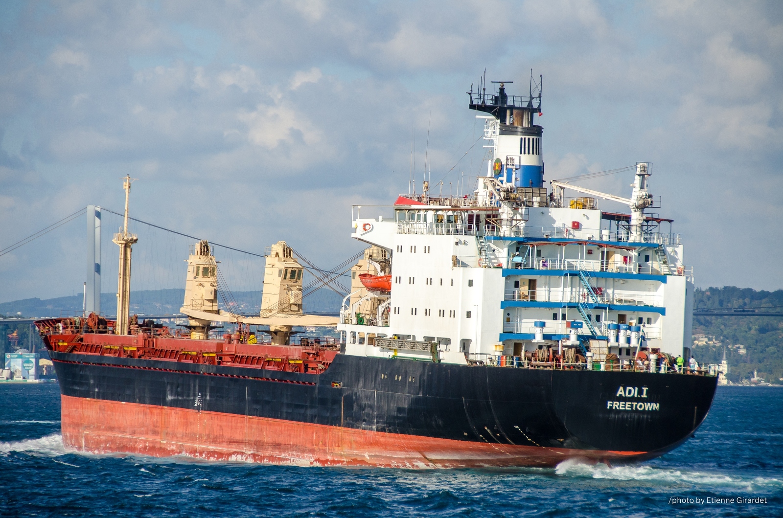 201209_02_DSC_2478-boat-oil-tanker-bosporus-by-E-Girardet.jpg
