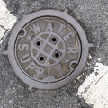 201210_08_IMG_2693-manhole-cover--by-E-Girardet.jpg