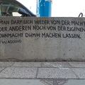 201410_05_DSC00850-quote-on-concrete-block-by-E-Girardet.jpg