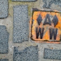 201410_26_DSC01335-manhole-cover--by-E-Girardet.jpg