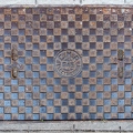 201508_07_DSC03989-manhole-cover--by-E-Girardet.jpg