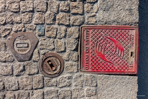 201508 07 DSC04091-manhole-cover--by-E-Girardet