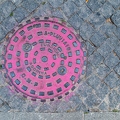 201508_08_DSC04189-manhole-cover--by-E-Girardet.jpg