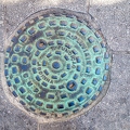 201508_08_DSC04191-manhole-cover--by-E-Girardet.jpg