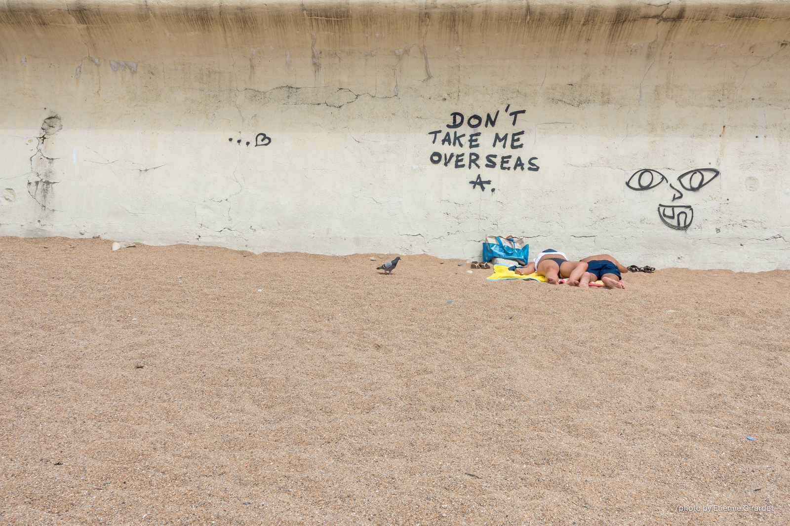 201508_12_DSC04815-sunbathers-on-beach-under-by-E-Girardet.jpg