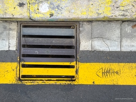 201603 30 IMG 8860-manhole-cover--by-E-Girardet