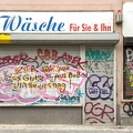 201612_22_IMG_2838-graffiti-covered-laundry-shop-sign-by-E-Girardet.jpg