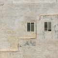 201704_20_DSC00696-closed-windows-house-wall-by-E-Girardet.jpg