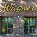 201807_03_RXX0139-neon-sign-typography-wagner-by-E-Girardet.jpg