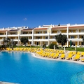 201810_28_RXX2027-hotel-pool-chairs-yellow-by-E-Girardet.jpg