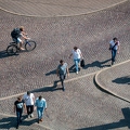201908_26_RXX07096-street-people-from-above-leipzig-by-E-Girardet.jpg