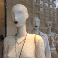 201912_29_RXX08270-fashion-luxury-storewindow-by-E-Girardet.jpg
