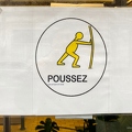 202001_02_IMG_2622-push-sign-humor-by-E-Girardet.jpg