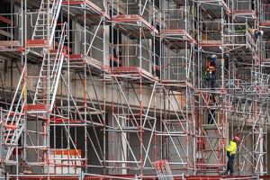 202201 31 ZZ6 9496-scaffold-worker-structure-by-E-Girardet