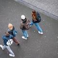 202201_31_ZZ6_9541-young-people-street-from-above-by-E-Girardet.jpg