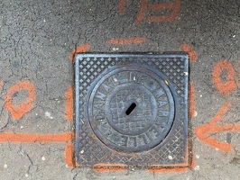 202204 22 IMG 1267-manhole-cover--by-E-Girardet