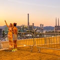 202207_08_IMG_2108-women-in-colorful-clothes-by-sunset-factory-by-E-Girardet.jpg