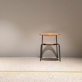 202301_15_IMG_4795-empty-chair-against-light-wall-by-E-Girardet.jpg