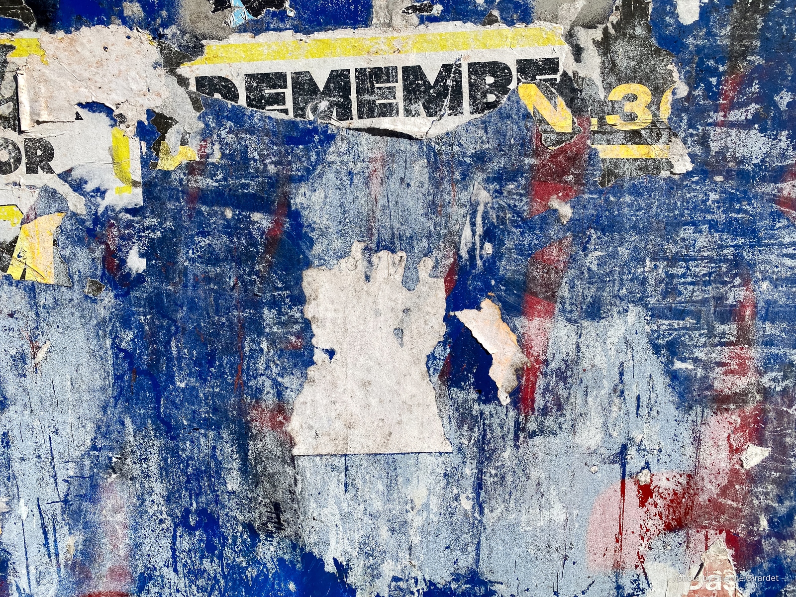 202302_28_IMG_5575-torn-posters-on-blue-wall-texture-abstract-art-by-E-Girardet.jpg
