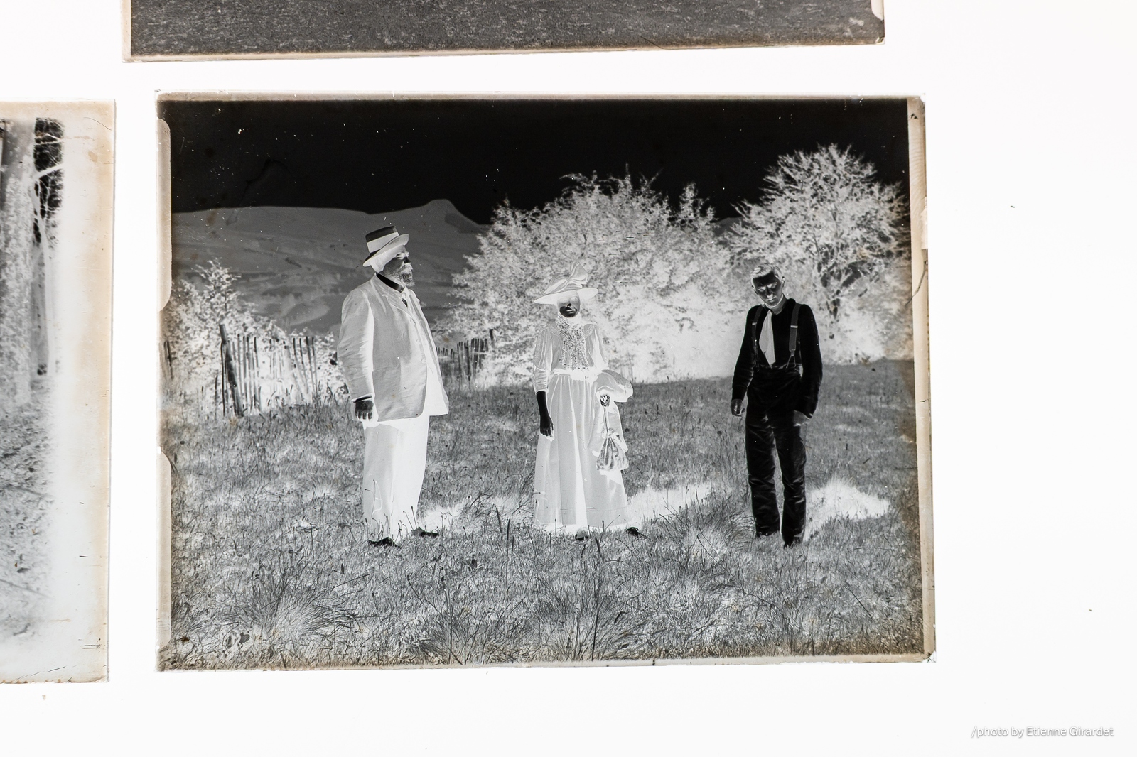 202408_19__ZZ68437-group-portrait-outdoors-in-1900s-style-by-E-Girardet.jpg